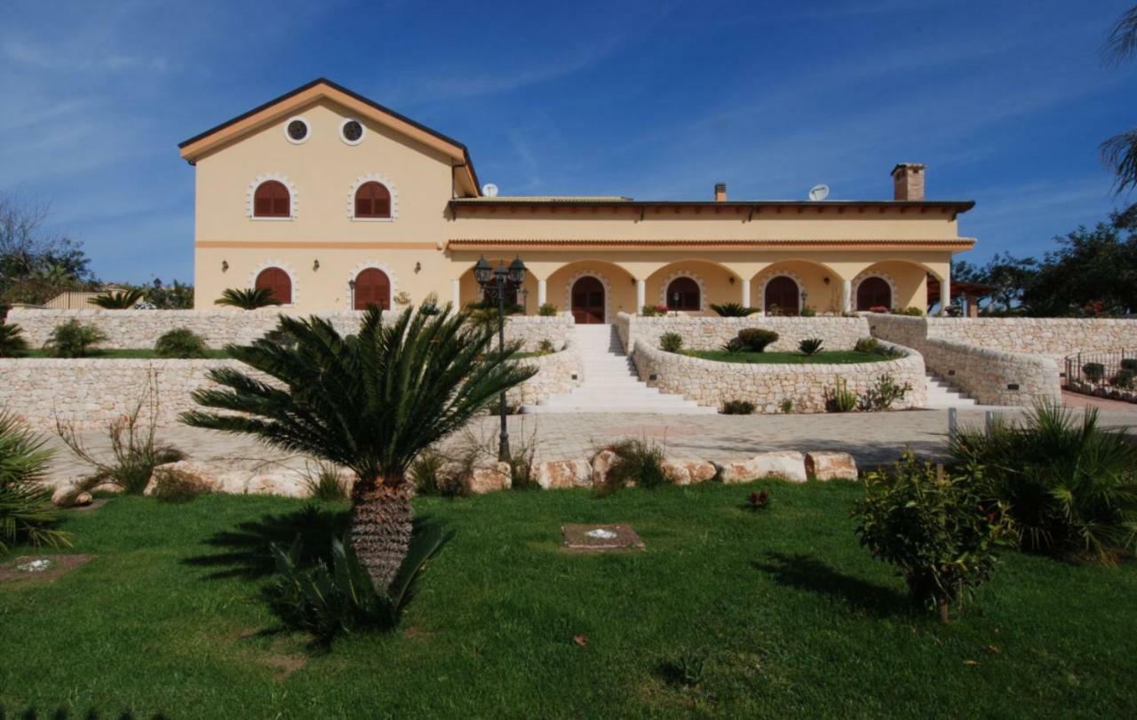 Villa Giulia - Sicilian Luxury Garden Punta Secca Exterior photo